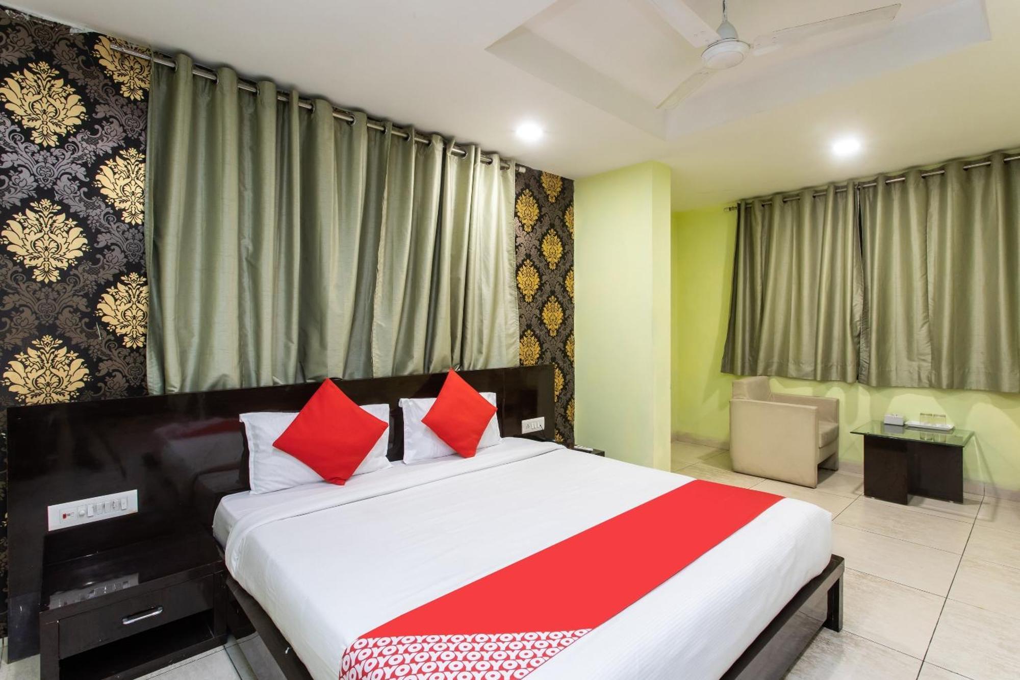 Capital O Swan Paradise Indore Exterior photo