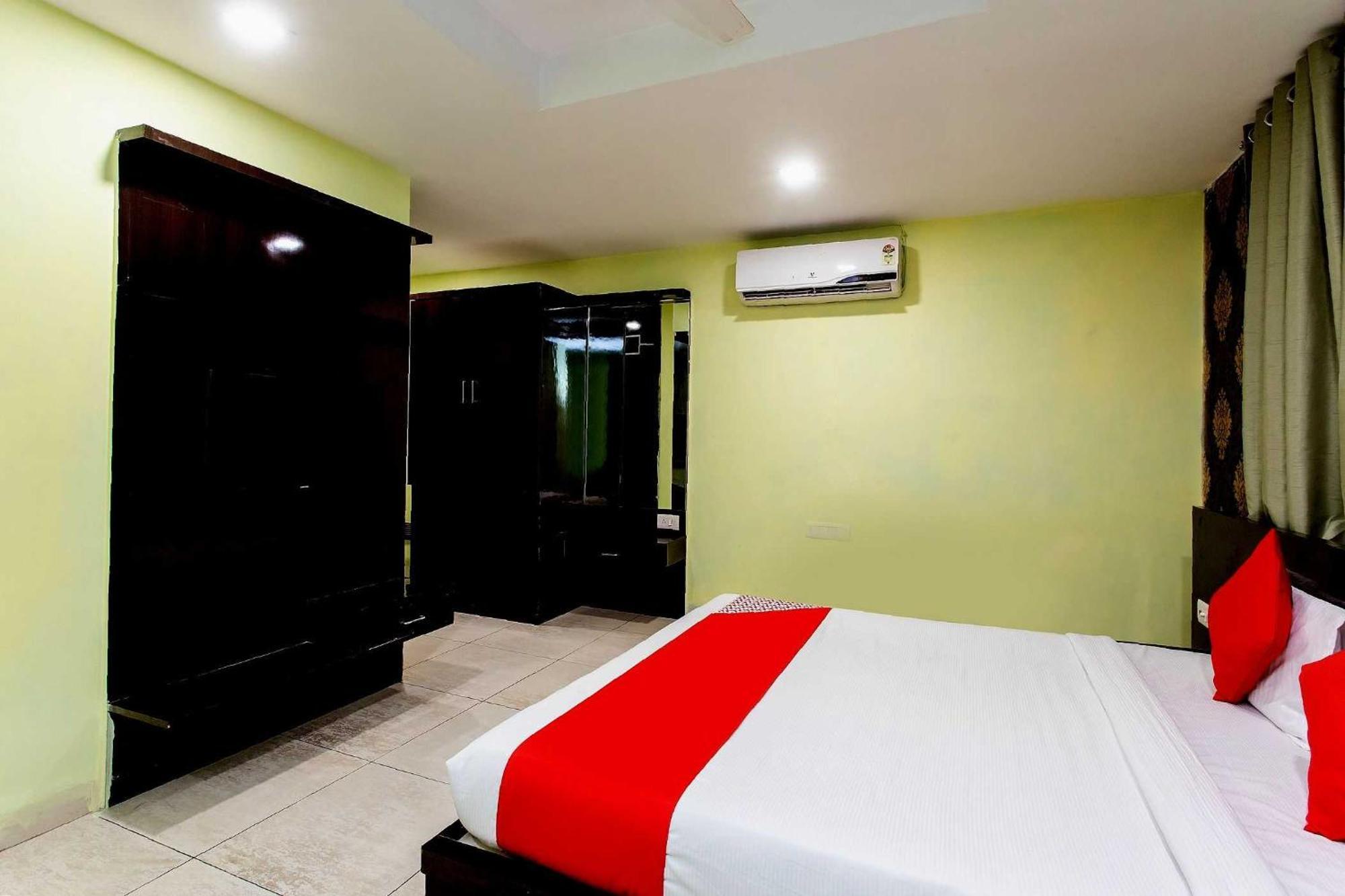 Capital O Swan Paradise Indore Exterior photo