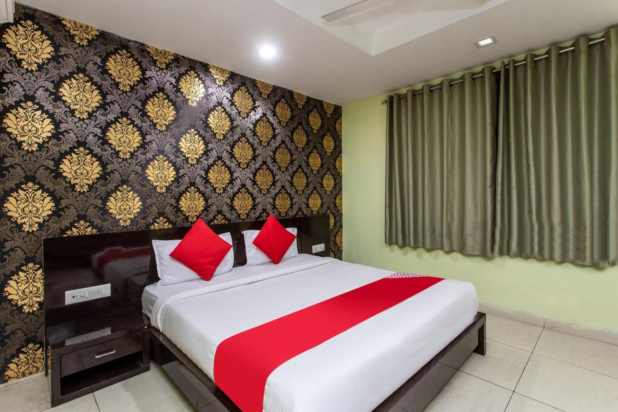 Capital O Swan Paradise Indore Exterior photo