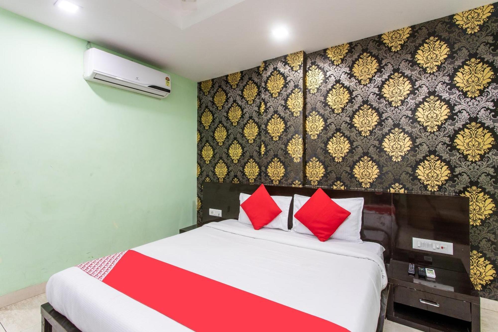 Capital O Swan Paradise Indore Exterior photo